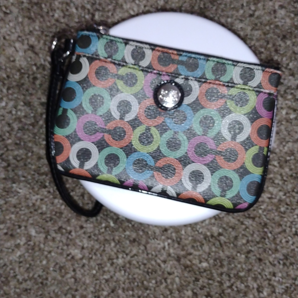 Coach DOTTED "C" Mulitcolor Wristlet NWOT - Picture 4 of 16